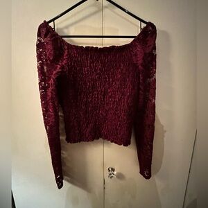 Short women’s top burgundy, color size large elastic
